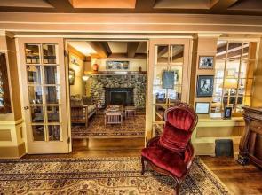 Kangaroo House B&B on Orcas Island