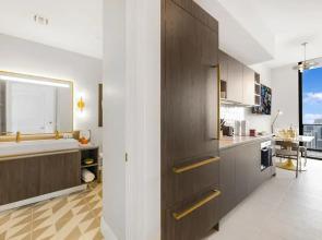 Studio with City Views in Downtown Miami