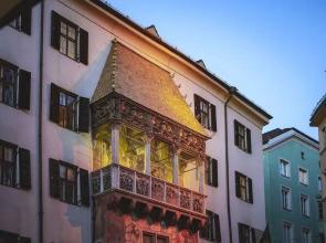 Kaiser Max Design Appartements Cafe Bar