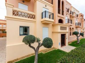 Spacious 2 bedroom apartment Baía da Luz