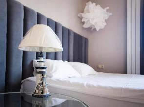 Amigo on Karl Marx Street 30