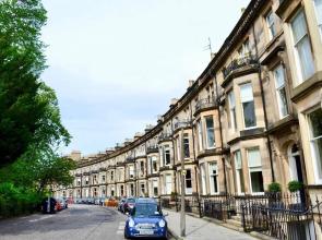 Cosy 2br, City Centre Apartment