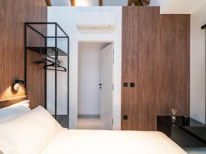 Agape Suite Old Town-Luxury Two Bedroom Apartment