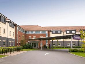 Premier Inn Heathrow Airport - M4/J4