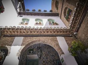 Riad Puertas Del Albaicin