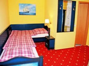 DEB 009 Appartementhaus auf Moench