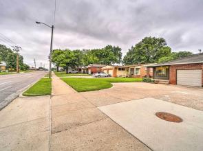 Lovely Tulsa Home: Steps to Park, 5 Mi to Downtown