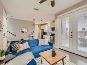 Eastside Escape By Boutiq