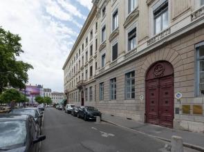 LE POMPADOUR - Magnifique T2 Place Bellecour 4ème étage sans ascenseur - 4th floor no elevator