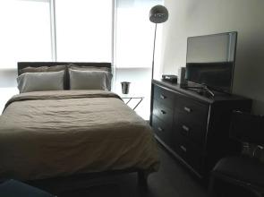 Stunning New Condo - Heart of King West