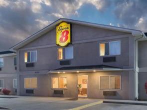 Super 8 By Wyndham Fountain