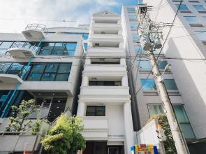 Higobashi AFP Luxury Apartment