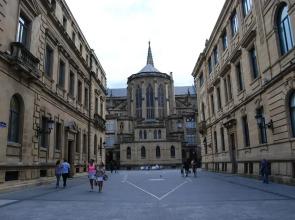 Apartamentos Prim Kalea