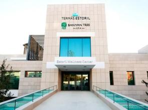 Cushy Apartment with garden in Estoril