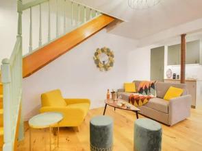 Luxueux Duplex 6 - 8pers - Full Equipped - République