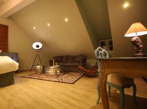 Little 7 Boutique Hotel