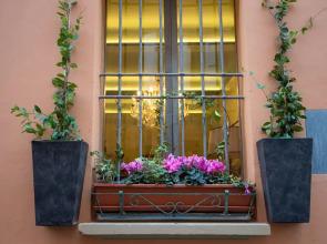 L'8 Boutique Apartments