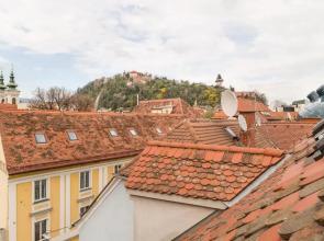 Cozy Kunsthaus GRAZ by ichbucheAT