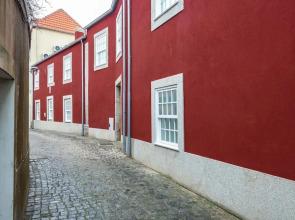 Foz003 · Light-filled Studio With Courtyard Garden