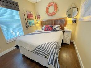 Anchor House 3 Bedroom Home by Redawning