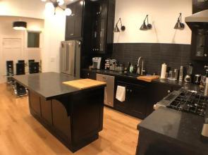 3BR/2BA Remodeled flat in Heart of Castro