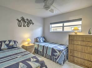 'the Palms' Cocoa Beach Condo: Walk to Beach!