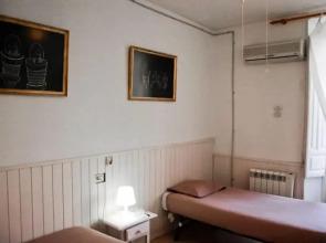 Itinere Rooms - Hostel