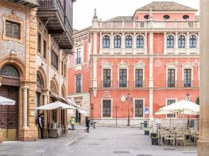 Limehome Sevilla Calle Granada