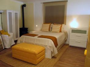 Stunning Studio in Parede, Cascais - up to 4 pax