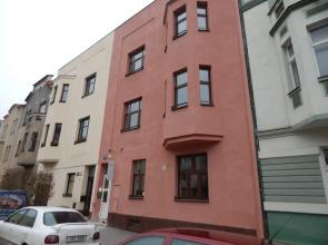 Pink House Apartments