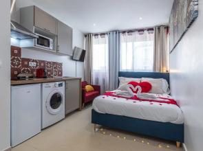 Escape time in Paris