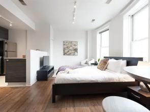 Airy Studio in South Loop by Sonder