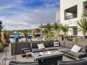 Little Italy Apartments by Barsala