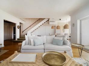 Stylish Sunny Penthouse Near Cascais Center & Greenspace