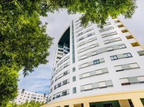 Enjoy Lisbon Oceanos 96