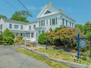 The Yankee Clipper Inn