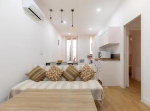 Appartement de 2 chambres avec vue sur la ville jacuzzi et terrasse amenagee a Toulon