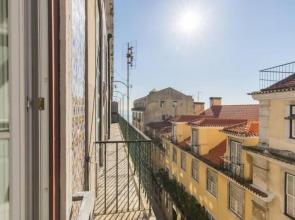 135 C - Quiet Charming Flat Historic Alfama Baixa