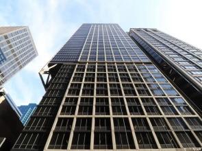 Fully equipped flat on Dch 215 West Washington