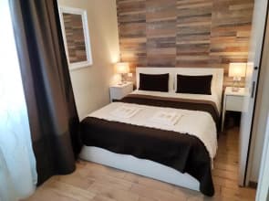 Pisa City Lodge