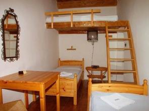 Golden Horse House - Guest House