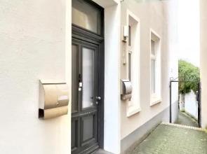 Geräumiges City-Apartment mit 4 Schlafzimmer und 2 Badezimmer mit Parkplätzen D46-OG