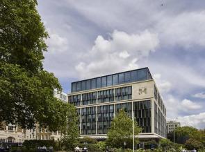 citizenM Tower of London