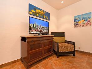 Kahana Sunset E5 2 Bedroom Condo