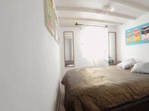 Apartamento de 2 Habitaciones con A/C en Puerta del Angel AZ3A