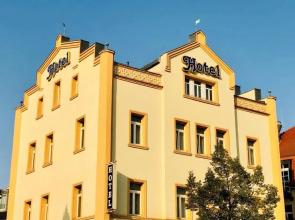 Hotel am Bayrischen Platz