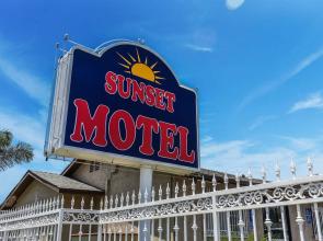 Sunset Motel