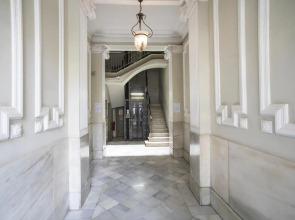 31PAR217 - Mediterranean style apartment