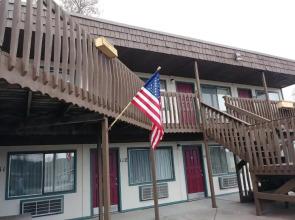 Knights Inn & Suites Sturgis