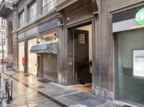 Piazza Maggiore White Apartment